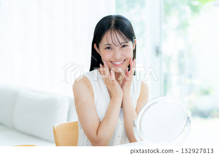 Beauty image of young women Beauty image of young women 132927813