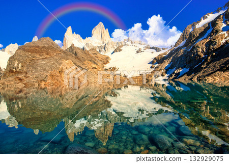 Spectacular views of Mount Fitz Roy in Patagonia 132929075