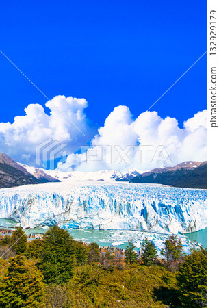 巴塔哥尼亞佩里托莫雷諾冰川的壯麗景色 巴塔哥尼亞佩里托莫雷諾冰川的壯麗景色 132929179