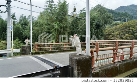 天岩戶神社附近的橋 132929885