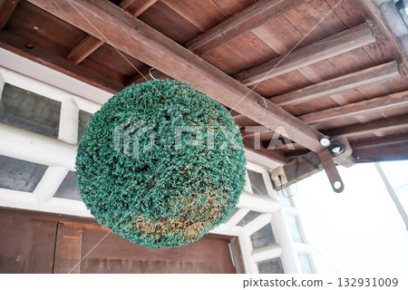 Sugitama hanging under the eaves of an old house Sugitama hanging under the eaves of an old house 132931009
