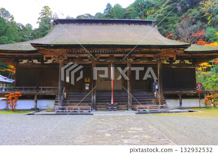 Autumn at Saimyoji Temple (National Treasure Main Hall, Kora Town, Shiga Prefecture) 132932532