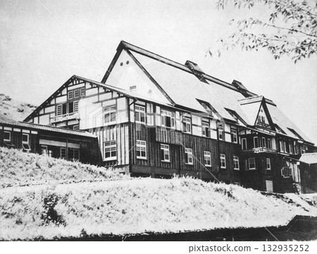Pre-war and wartime architecture, modern architecture, Aso Kanko Hotel Pre-war and wartime architecture, modern architecture, Aso Kanko Hotel 132935252