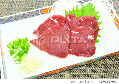 熊本縣馬肉刺身 132935269