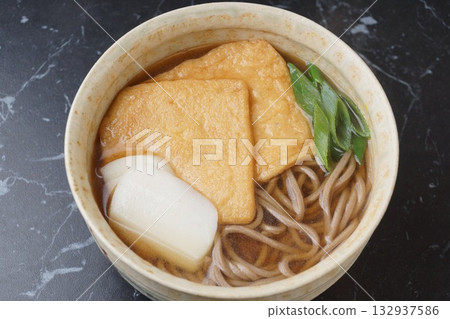 Raccoon soba 132937586