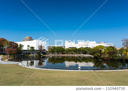 東京多摩市落合町,多摩中央公園景色,環繞大池塘漫步 東京多摩市落合町,多摩中央公園景色,環繞大池塘漫步 132940730