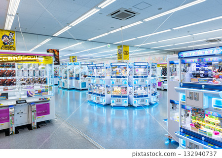 Crane Game Tama no Kuni: A wide variety of games. Cross Garden Tama, Ochiai, Tama City, Tokyo. Crane Game Tama no Kuni: A wide variety of games. Cross Garden Tama, Ochiai, Tama City, Tokyo. 132940737