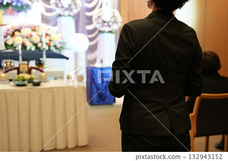 儀式小姐 儀式小姐 132943152