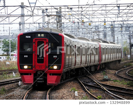 九州通勤列車駛入鳥棲站 132948899