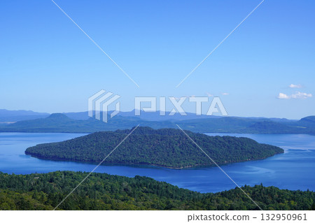 從美幌嶺眺望屈斜路湖（2025年9月） 132950961