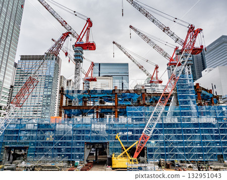 The construction site of Torch Tower, which will be the tallest building in Japan (photographed in November 2025) 132951043