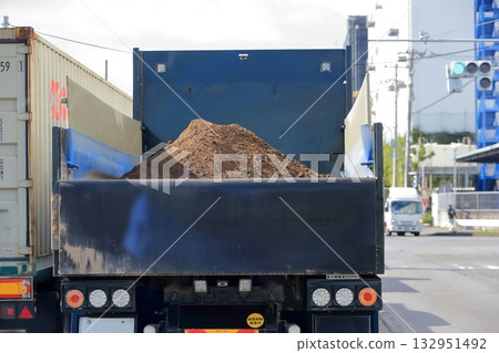 Dump truck image Dump truck image 132951492