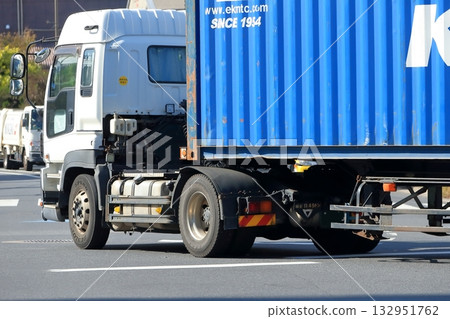 Trailer truck image Trailer truck image 132951762