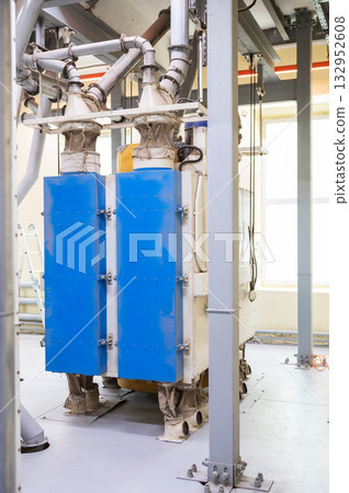 Roller deck machines 132952608