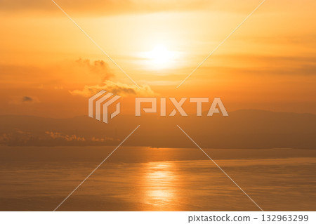 別府灣的日出（大分縣別府市） 132963299