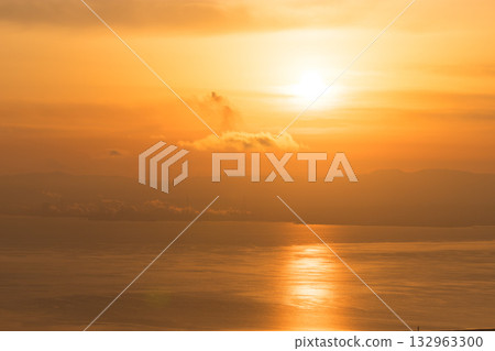 別府灣的日出（大分縣別府市） 132963300