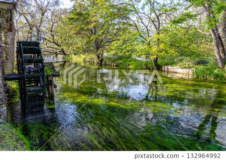 Landscape with a water wheel 132964992