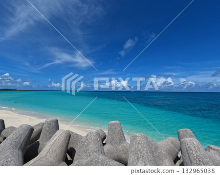shimojishima, shimoji island, beach 132965038