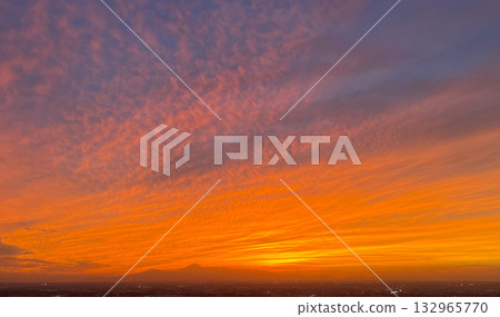 秋日黃昏中的富士山 秋日黃昏中的富士山 132965770