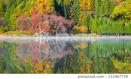中綱湖(秋季) 中綱湖(秋季) 132967739