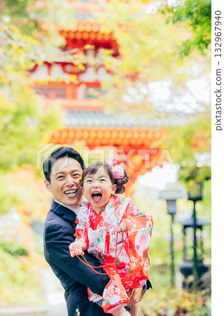 Family Shichi-Go-San Portrait 132967940