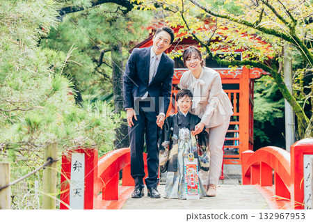 Seven hundred fifty-three parent and child 132967953
