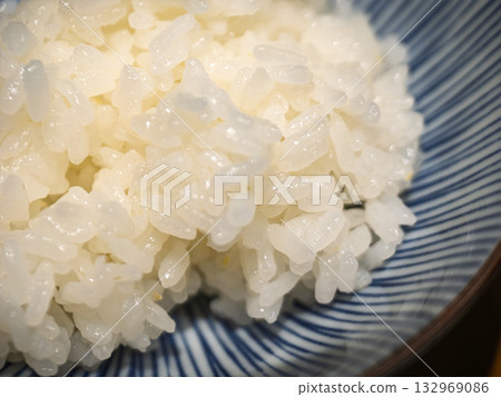 The blessing of lustrous white The blessing of lustrous white 132969086