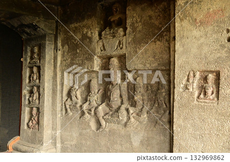The religious sites and art at the Elora Caves,a UNESCO World Heritage Site,are one of the world's largest collections of rock-cut temples, dating back to 600-1000 AD. Located at Aurangabud in India. 132969862