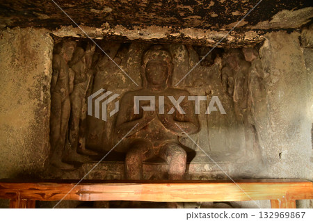 The religious sites and art at the Elora Caves,a UNESCO World Heritage Site,are one of the world's largest collections of rock-cut temples, dating back to 600-1000 AD. Located at Aurangabud in India. 132969867