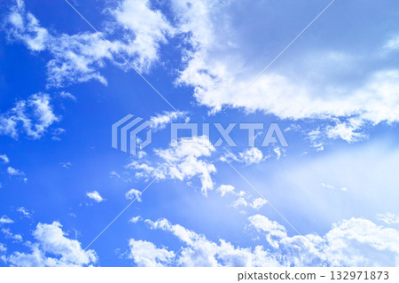 藍色的天空和雲圖像 藍色的天空和雲圖像 132971873