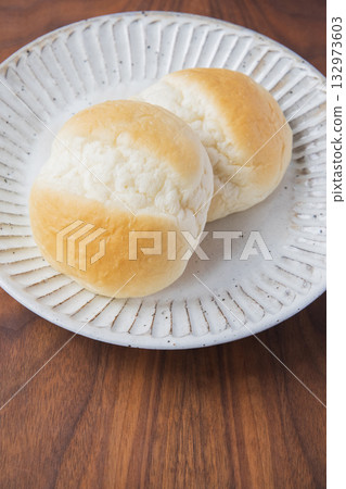 軟牛奶麵包 132973603