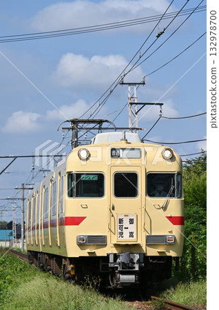 Meitetsu Hiromi Line 6000 series train 6013 formation Straight cream Meitetsu Hiromi Line 6000 series train 6013 formation Straight cream 132978700