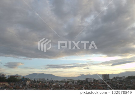 colorful sunset in the city 132978849