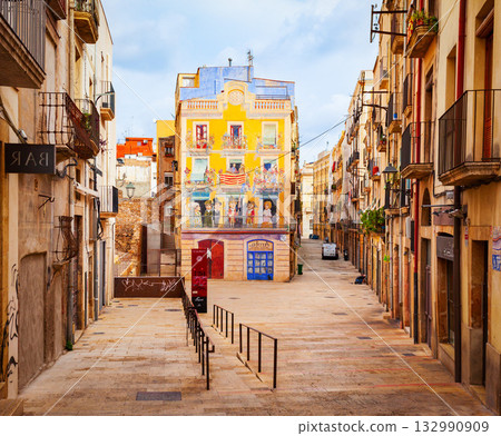 Street in the centre of Tarragona city Street in the centre of Tarragona city 132990909