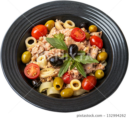 pasta salad with tomatoes and olives 132994262