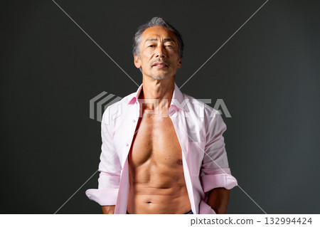 高級男性肌肉美 132994424