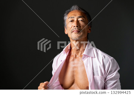 高級男性肌肉美 132994425