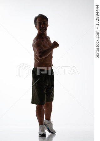 全身肌肉輪廓 132994444