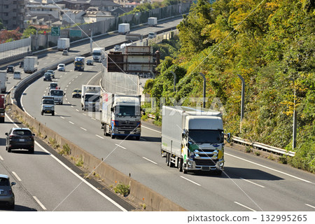 Track running on highway 132995265