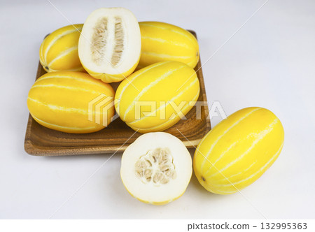 Fresh and delicious Korean melon 132995363