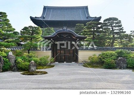 京都市東山區建仁寺方丈前花園的大元園及講堂 京都市東山區建仁寺方丈前花園的大元園及講堂 132996160
