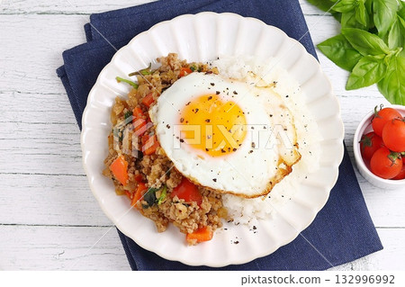 Gapao rice topped with egg 132996992