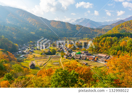Shirakawago秋葉 132998022