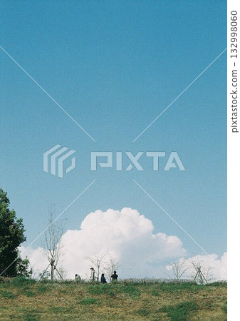 高原上的藍天白雲 高原上的藍天白雲 132998060