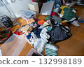 Decluttering, changing clothes, tidying up 132998189