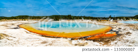 Sunset Lake hot spring in Black Sand Basin, Yellowstone National Park Sunset Lake hot spring in Black Sand Basin, Yellowstone National Park 133000807