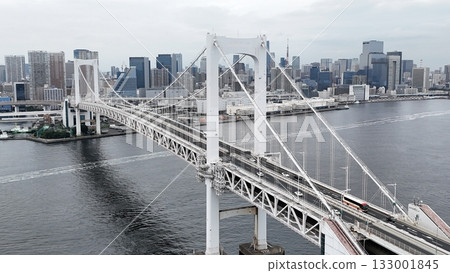 Rainbow Bridge photographed by drone: A spectacular daytime view of Tokyo Bay 133001845