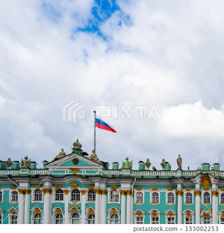 Russian flag of Winter Palace in St Petersburg 133002253