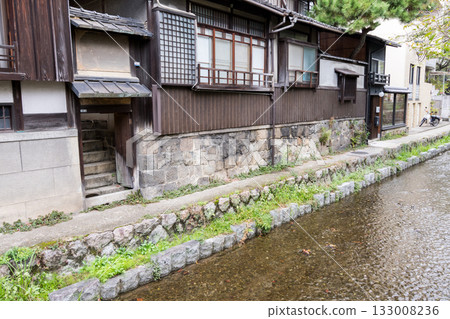 【木屋町通】沿著高瀨川的步行道 【木屋町通】沿著高瀨川的步行道 133008236