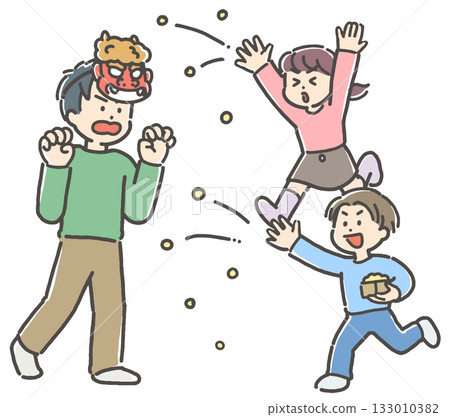 一位年輕的父親帶著男孩和女孩，一家三口在節分節水中撒豆子。 133010382